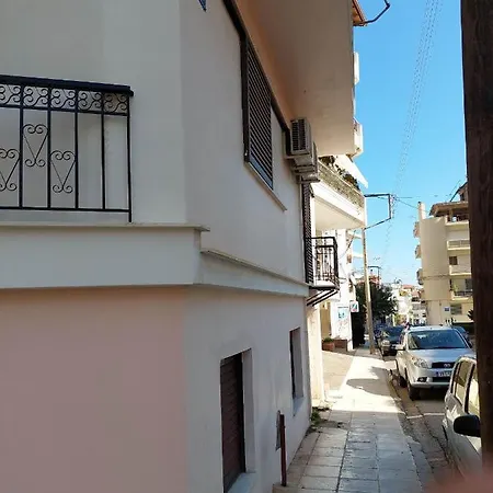 Karma's Thermopilon Street F * Αίγιο