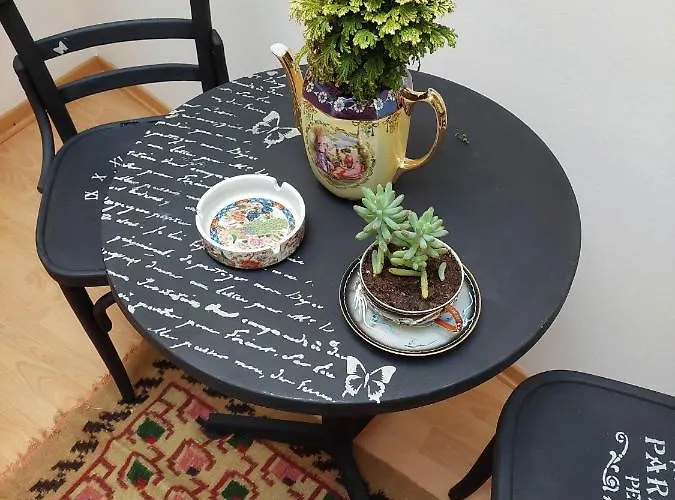 Karma's Thermopilon Street F * Aegium