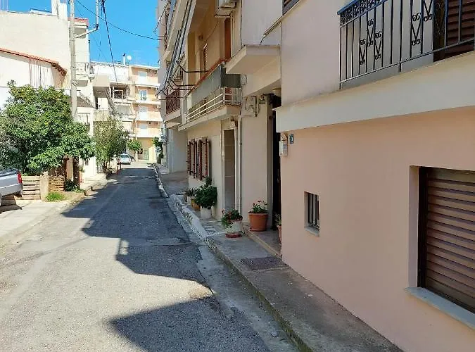 Karma's Thermopilon Street F Apartment Aigio